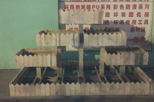 淮北市景區(qū)防腐木別墅生產廠家產品介紹 億勝木業(yè)質量材質上乘